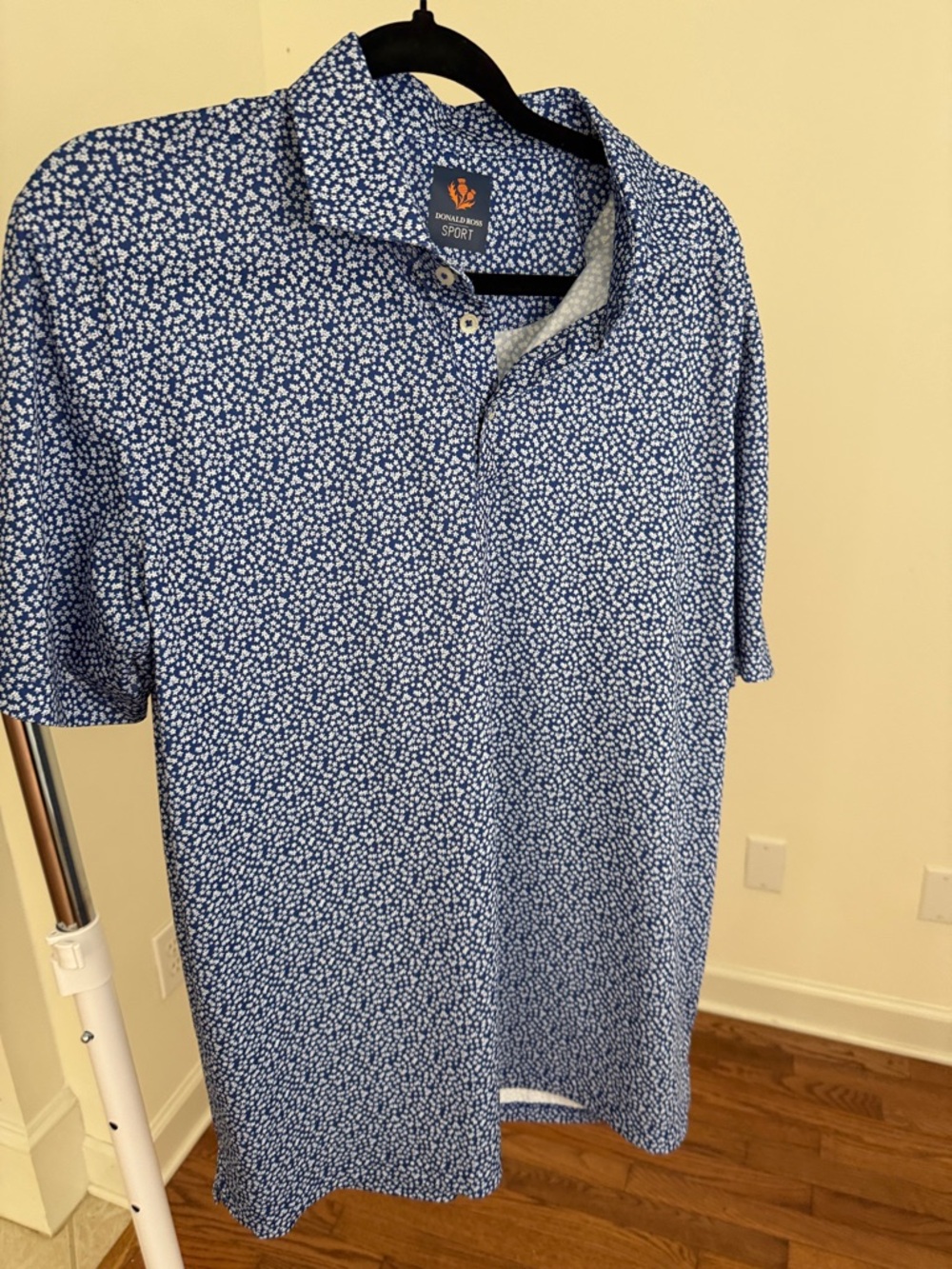 Donald Ross Sport Blue Floral Button-Up Golf Shirt Sz Large